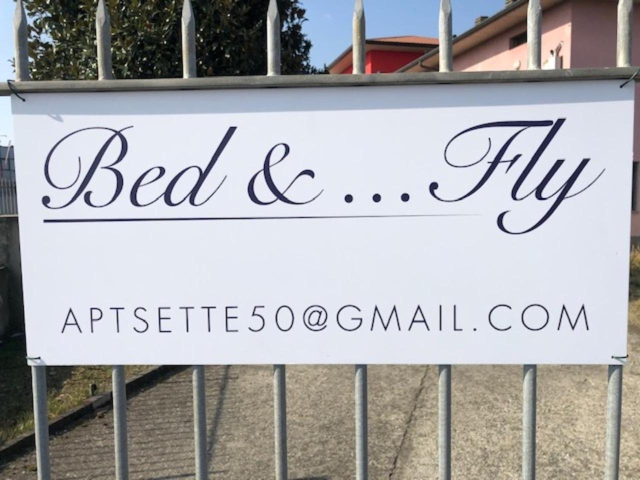 Апартаменти Bed &... Fly Грассоббіо Екстер'єр фото